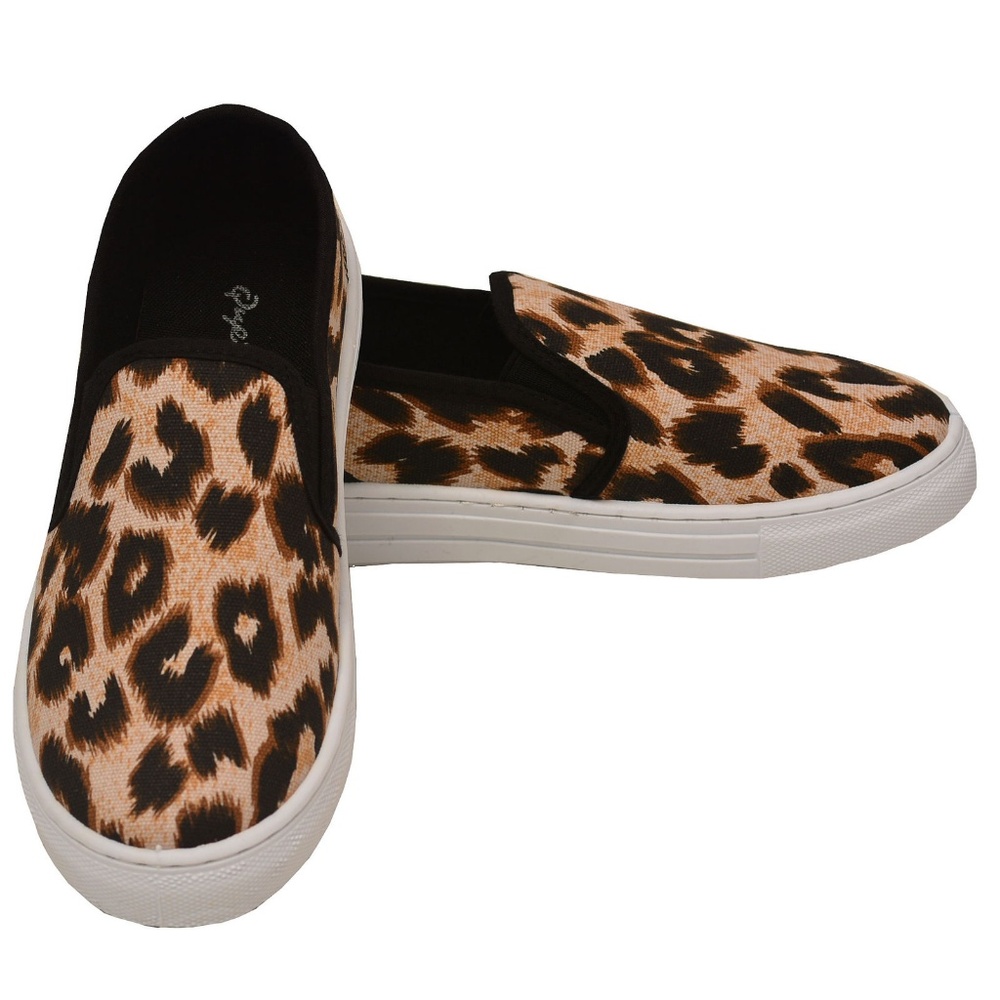 NIB Leopard Print Sneakers  . - Picture 3 of 5